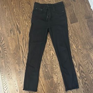 Aritzia Denium Forum Lola Skinny Crop jeans size 27